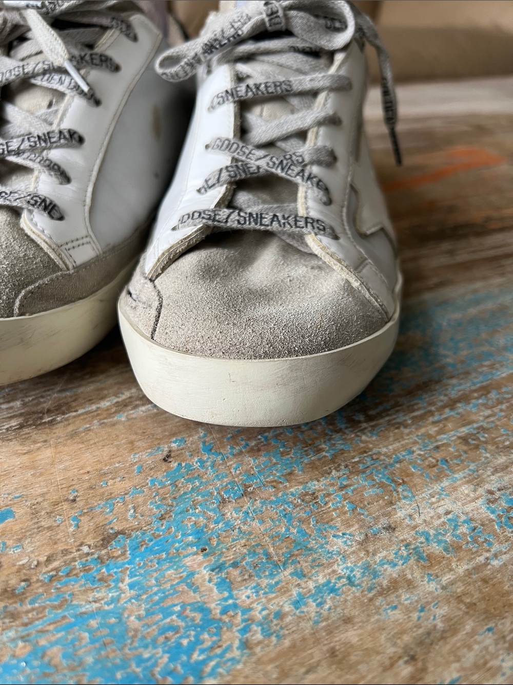 Golden Goose Super-Star
White Leather and Suede Toe Sneakers Size 39 - Picture 16 of 17
